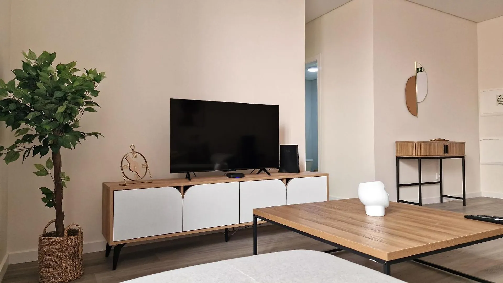Carmo City Palace By Lovelystay Funchal Apartman